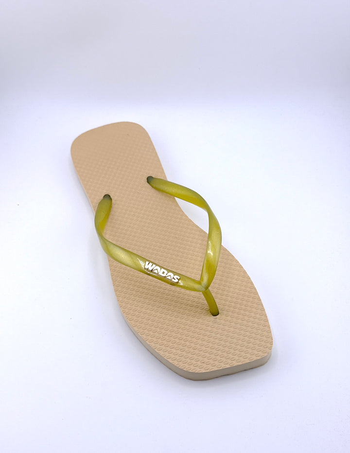 Slim Square Arena | Slim Glitter Amarillo | Matte Gold
